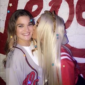 Meet your Posher, Grace